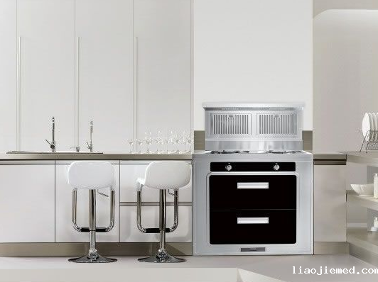 老年人选购油烟机是侧吸式好还是顶吸式好?