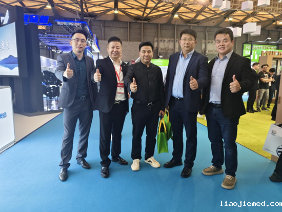 2025中国门窗幕墙大会：LBK利佰五金“超安全系统”成焦点